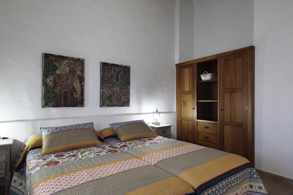 Caserio Leandro I Tias Exterior photo