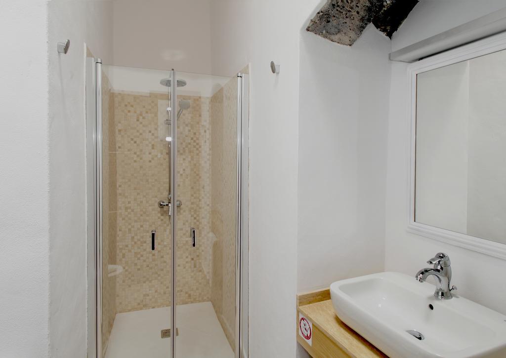 Caserio Leandro I Tias Exterior photo